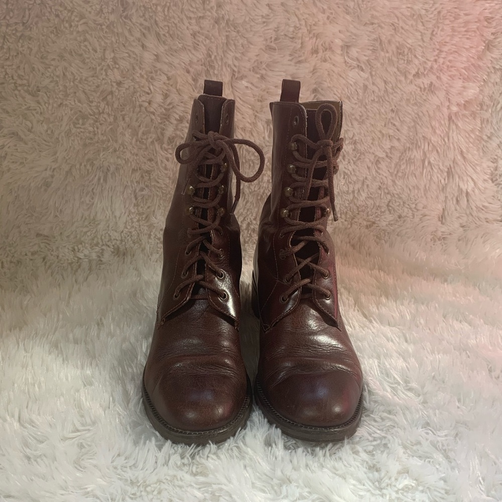 Ladies Caramba Size 6 1/2 100% Leather Upper Combat Boots.